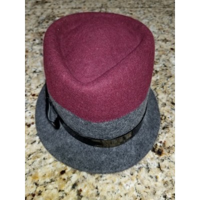 Nordstrom 100% Wool Cloche Fedora Grey and Burgundy with Patent Bow Made Italy  eb-81198675
